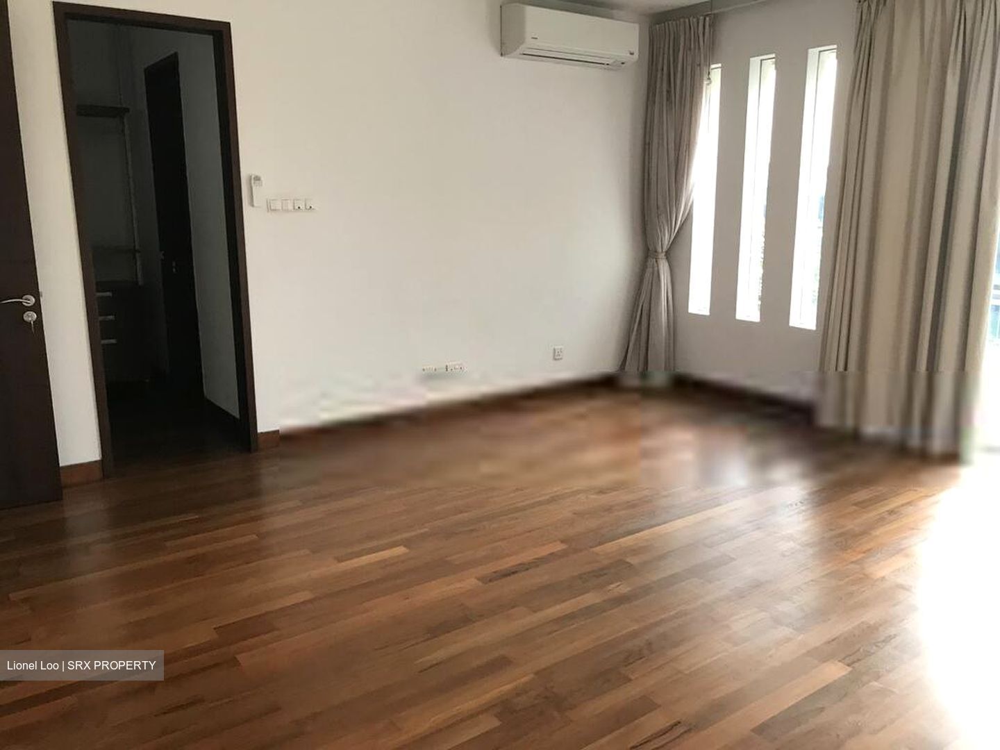 Harbourfront Avenue (D4), Terrace #448887541